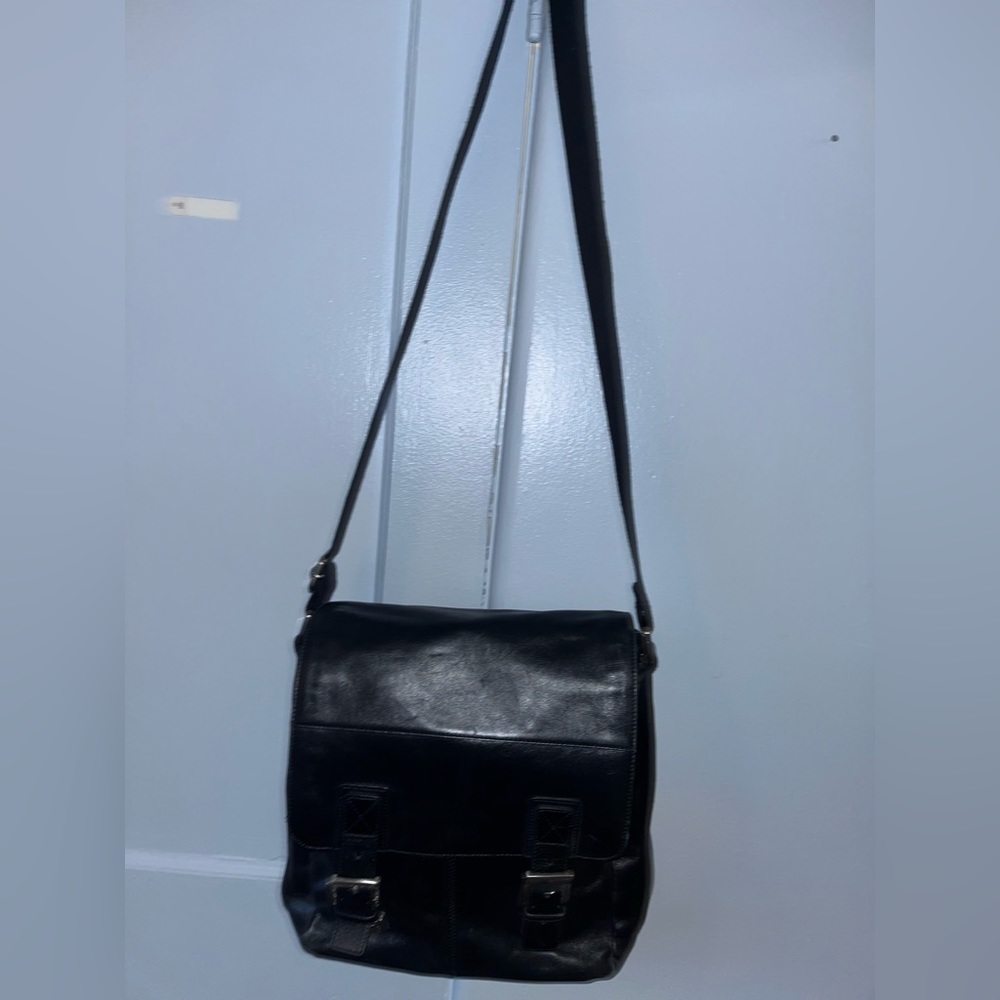 Fossil Leather laptop business travel crossbody bag - multi compartments